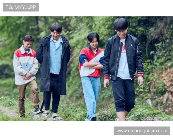 足球明星携妻畅游世界探寻浪漫之旅与美好回忆